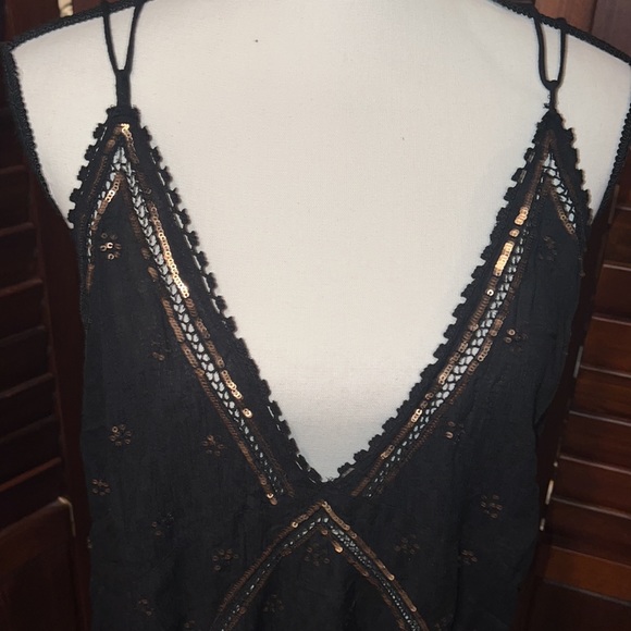NWOT Free People Black w/ gorgeous bronze sequin detailing and crisscross straps - Picture 7 of 13